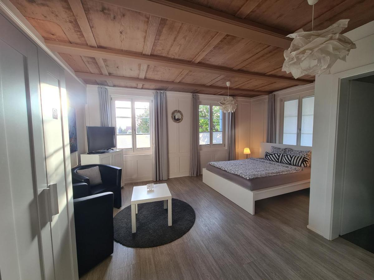 Von May Rooms Herbligen Exteriör bild